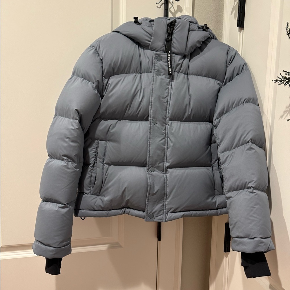 Aritzia super puff shorty Jacket